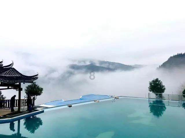 同色彩相撞